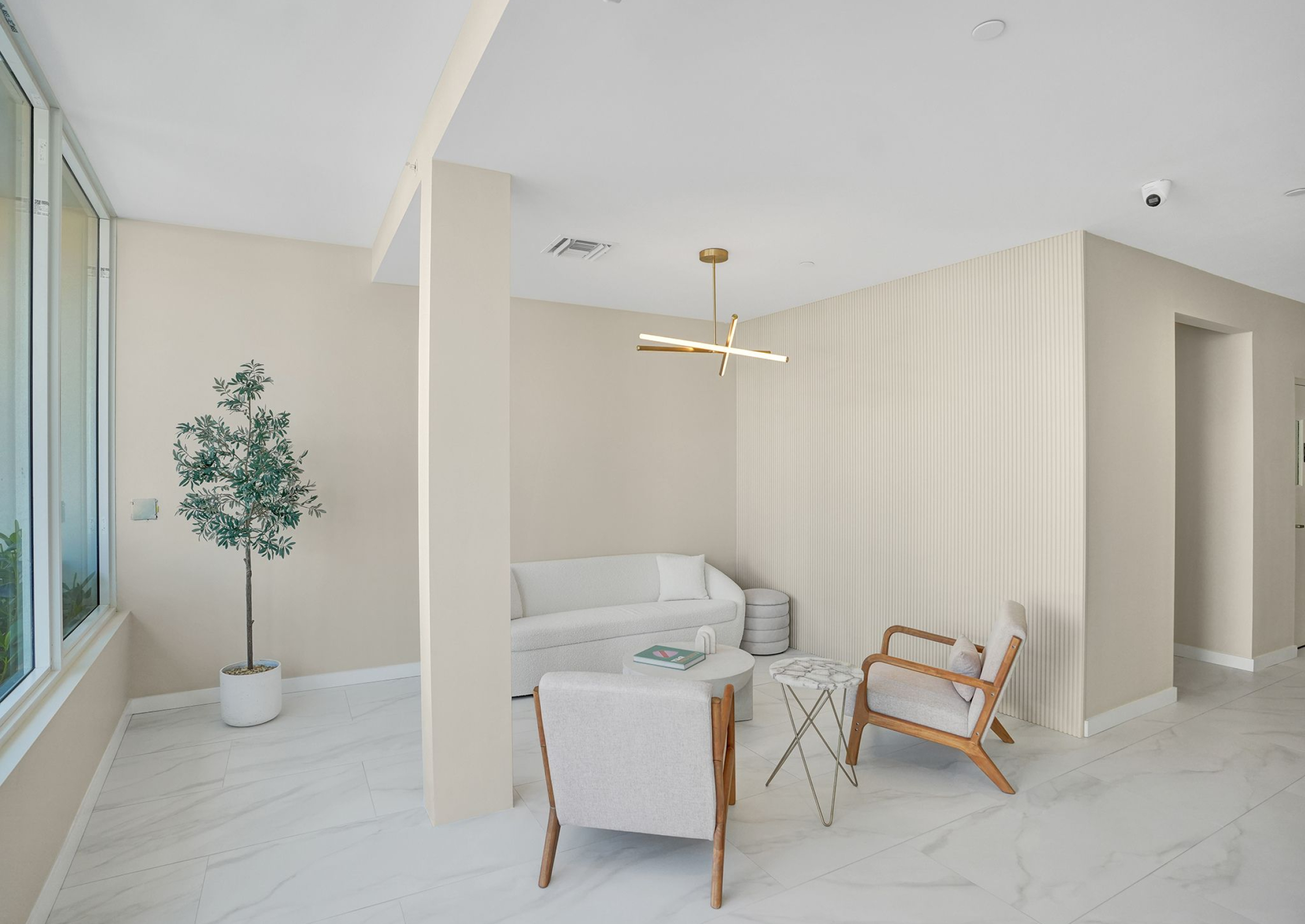 Alora Luxury Condominiums SunDream Investment